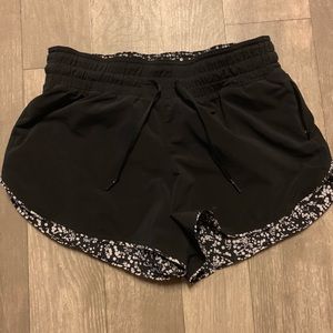 Lululemon Choose a Side Shorts